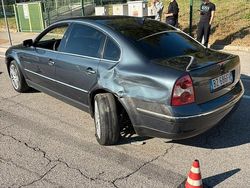 Blu Usata 2002 VW Passat Tre volumi | 500 € (Super prezzo)