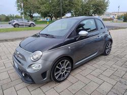 Quarz+tetto nero vulcano Usata 2018 Abarth 595 Turismo Due volumi | 13.900 € (Buon prezzo)