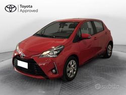 Rosso Usata 2018 Toyota Yaris Active Tre volumi | 12.900 € (Buon prezzo)