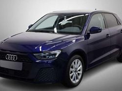 Blu navarro Usata 2024 Audi A1 Ambiente Tre volumi | 27.900 € (Buon prezzo)