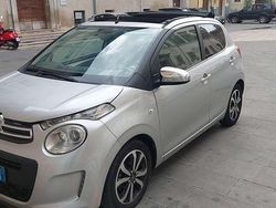 Argento Usata 2015 Citroën C1 PureTech Due volumi | 5500 € (Super prezzo)