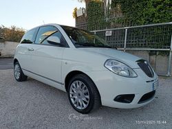 Bianco Usata 2011 Lancia Ypsilon Due volumi | 4500 € (Buon prezzo)