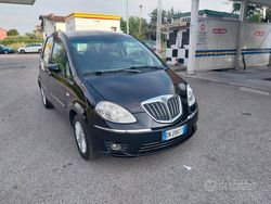 Nero Usata 2008 Lancia Musa Monovolume | 2000 €