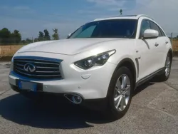 Usata 2015 Infiniti QX70 Premium SUV | 15.000 € (Buon prezzo)