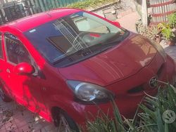 Rosso Usata 2009 Toyota Aygo Due volumi | 3400 € (Ottimo prezzo)