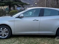 Usata 2012 Alfa Romeo Giulietta Due volumi | 5400 € (Ottimo prezzo)