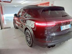 Nero Usata 2018 Porsche Cayenne SUV | 51.900 € (Buon prezzo)