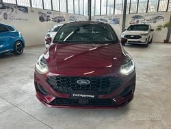 Rosso Usata 2022 Ford Fiesta ST-Line X Tre volumi | 15.990 € (Buon prezzo)