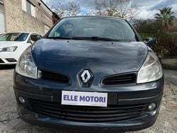 Grigio Usata 2006 Renault Clio II Tre volumi | 2600 € (Ottimo prezzo)
