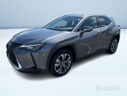 Grigio Usata 2022 Lexus UX 300e SUV | 34.000 € (Cara)