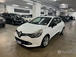 Bianco Usata 2013 Renault Clio IV Tre volumi | 6900 € (Buon prezzo)