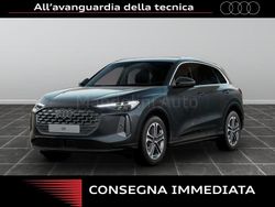 Grigio tambora metallizzato Nuova 2025 Audi Q5 Business SUV | 79.114 € (Cara)