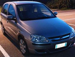 Grigio Usata 2006 Opel Corsa Tre volumi | 3200 € (Buon prezzo)