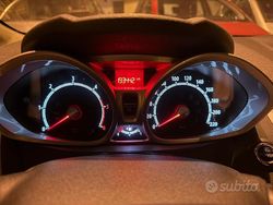 Usata 2010 Ford Fiesta Tre volumi | 3000 € (Ottimo prezzo)