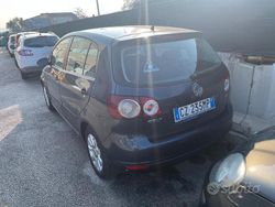 Usata 2006 VW Golf Plus Cross Monovolume | 5000 € (Cara)