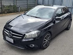 Nero Usata 2015 Mercedes A180 Tre volumi | 8900 € (Buon prezzo)