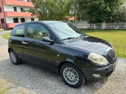 Usata 2006 Lancia Ypsilon Due volumi | 1900 € (Buon prezzo)