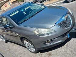 Grigio Usata 2010 Lancia Delta Gold Due volumi | 2400 € (Buon prezzo)