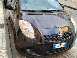 Nero Usata 2008 Toyota Yaris Tre volumi | 5500 € (Buon prezzo)