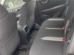 Nero Usata 2024 Nissan Qashqai SUV | 16.000 €