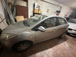 Usata 2010 Mazda 2 Tre volumi | 2500 € (Super prezzo)