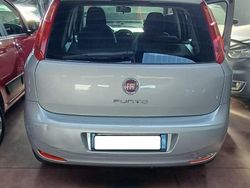 Grigio Usata 2017 Fiat Punto Street Due volumi | 8500 € (Cara)