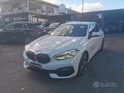 Bianco Usata 2021 BMW 118 Sport Line Due volumi | 20.990 € (Super prezzo)