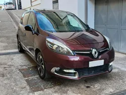 Rosso Usata 2015 Renault Scénic III Bose Edition Monovolume | 8900 € (Buon prezzo)