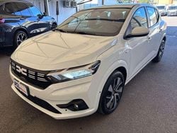 Bianco Usata 2024 Dacia Sandero Essentiel Tre volumi | 14.500 € (Super prezzo)
