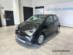 Bianco Usata 2021 Toyota Aygo X-wave Due volumi | 11.200 € (Buon prezzo)