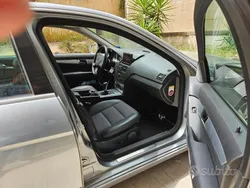Grigio Usata 2009 Mercedes C250 Tre volumi | 5500 € (Buon prezzo)