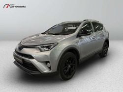 Deep silver met Usata 2018 Toyota RAV4 Hybrid Business Edition SUV | 21.900 € (Buon prezzo)