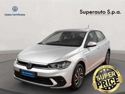 Argento Usata 2024 VW Polo Life Tre volumi | 18.900 € (Ottimo prezzo)