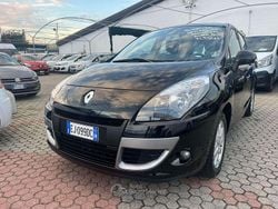 Nero Usata 2011 Renault Scénic III Monovolume | 6990 € (Cara)