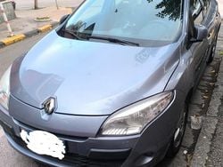 Grigio Usata 2010 Renault Mégane Dynamique Tre volumi | 1500 € (Ottimo prezzo)