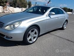 Usata 2007 Mercedes 320 Tre volumi | 8500 €