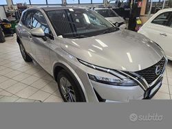 Grigio metallizzato Usata 2023 Nissan Qashqai SUV | 24.000 € (Buon prezzo)