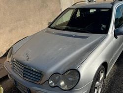 Usata 2007 Mercedes C200 Station wagon | 3500 €