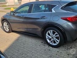 Usata 2019 Infiniti Q30 Premium Tre volumi | 14.300 €