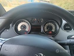 Rosso Usata 2015 Peugeot RCZ Coupé | 8300 € (Buon prezzo)