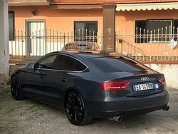 Blu Usata 2009 Audi A5 Tre volumi | 8000 €