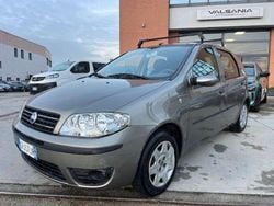 Grigio Usata 2005 Fiat Punto Due volumi | 1950 € (Buon prezzo)