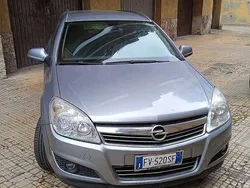 Usata 2010 Opel Astra Enjoy Station wagon | 2500 € (Super prezzo)