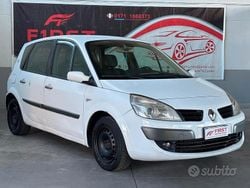 Bianco Usata 2008 Renault Scénic II Monovolume | 1900 € (Ottimo prezzo)