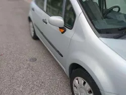 Usata 2006 Renault Modus Monovolume | 2200 € (Buon prezzo)
