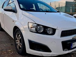 Bianco Usata 2013 Chevrolet Aveo Tre volumi | 1200 €