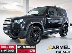 Nero Usata 2021 Land Rover Defender Dynamic Due volumi | 48.900 € (Cara)