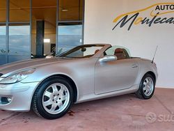 Grigio Usata 2005 Mercedes SLK200 Cabrio | 8300 € (Ottimo prezzo)