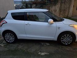 Bianco Usata 2013 Suzuki Swift Tre volumi | 4500 € (Buon prezzo)