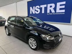 Nero Usata 2017 VW Golf Comfortline Tre volumi | 16.482 €